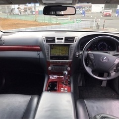 MCCS【信用回復】ローン取り扱ってます！　過去不問♪　ブラックOK♪ 　レクサスLS460　ver.SZ♪　　お問い合わせ大歓迎です♪！の画像