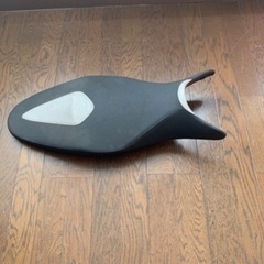 更に値下げします　スズキ　グラディウス400用ハイシートの画像