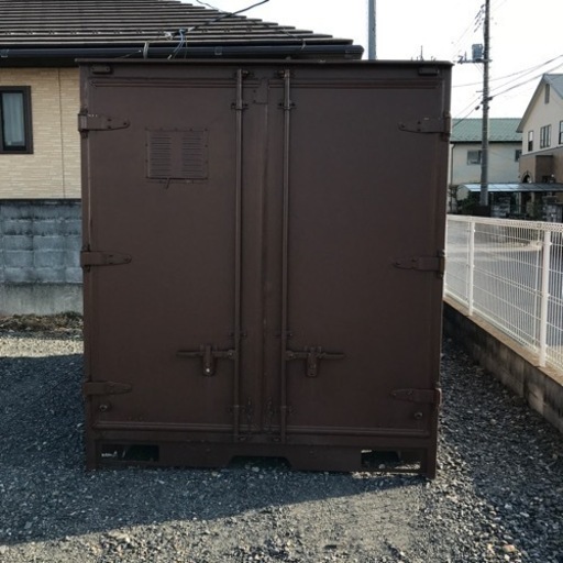 コンテナ　荷台　ガレージ