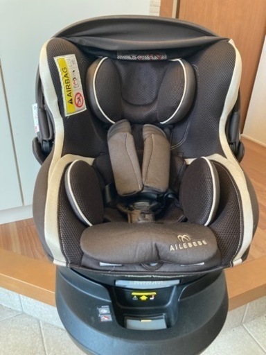 エールベベ　チャイルドシート