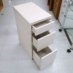 袖机 3段 ホワイト 幅29×奥行45×高さ73cm 収納家具 デスクワゴン サイドデスク 苫小牧西店の画像