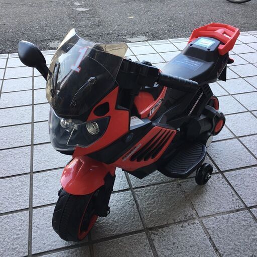 乗用玩具 乗り物 おもちゃ ミニバイク レッド\u0026ブラック