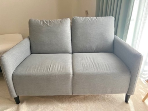 2人掛けソファー 売ります