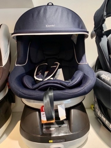 ■店頭引取限定■美品☆コンビ　チャイルドシート　クルムーヴスマート♫定価43900円