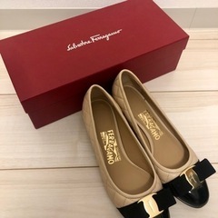 ◎お値下げしました40,000円→35,000円【フェラガモ 】...