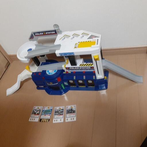 トミカ DXサウンドポリスステーション