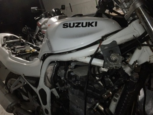 gsf1200 スズキ　白バイ　部品取り　クランキングOK