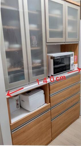 食器戸棚