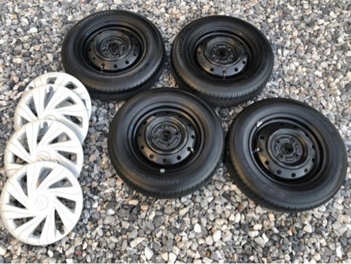 ホイールカバー付きタイヤ145/80R13