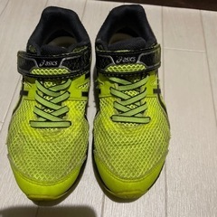 キッズスニーカー