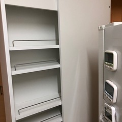 スライド引き出しの調味料棚の画像