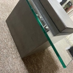 moda en casa FLYING table / モーダ・エン・カーサ フライング