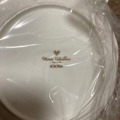 未使用　ケーキ皿　マリオ バレンチノの画像