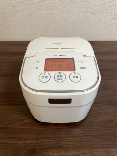 じゅえり様　　炊飯器、3合炊き、IH