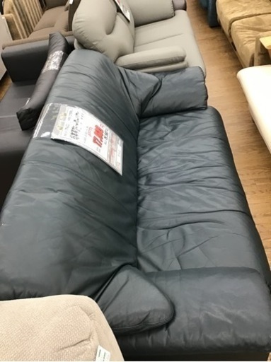 KO-36【ご来店頂ける方限定】マルニ　総本革2シーターソファ　グリーン