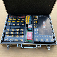 モノグラム柄麻雀牌　未使用品の画像