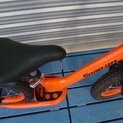 スナップオン/子供用キッカーバイク/キックバイク/スタンドなし