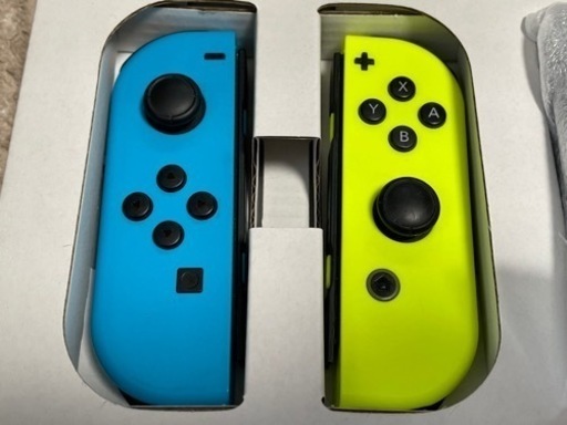 Nintendo Switch 2017年製　ブルー/イエロー