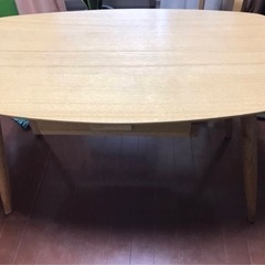 【差し上げます】カフェテーブルの画像