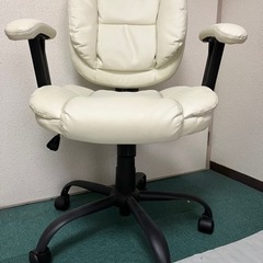 ワークチェア デスクチェア Nシールド リアン ホワイト ニトリ の画像