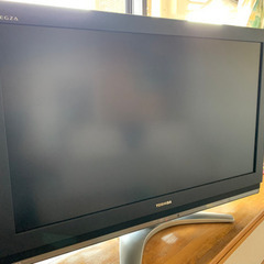 テレビ　REGZA 37インチ　1,000円