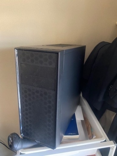 pcケース　ミドルタワー取りに来れる方限定です