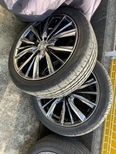 【期間限定値下げ】ウェッズ　レオニス　17インチ　4穴 pcd100 7J +45