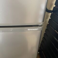 [305]SHARP 2017年製　冷蔵庫の画像