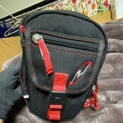 F-style レッグバッグ　赤黒