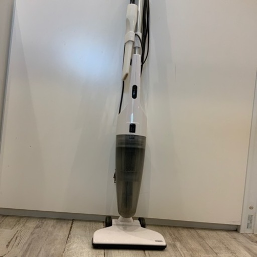 有線タイプ　サイクロン　スティック型クリーナー　お値下げしました！