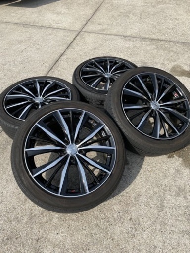 weds LEONIS（ウェッズ　レオニス）19インチ　5穴　8J