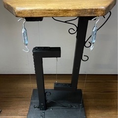 🔴浮いてるように見える？テーブル🔴の画像