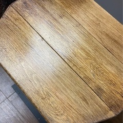 🔴浮いてるように見える？テーブル🔴の画像