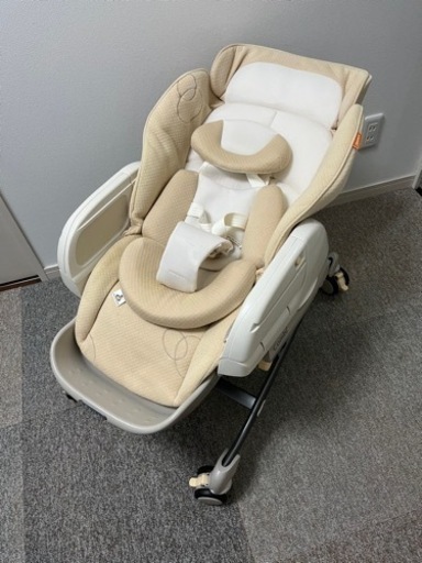 【決まりました】お値下【中古美品】combi 電動バウンサー
