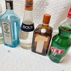 リキュールなど12本の画像