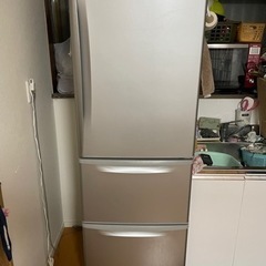 冷蔵庫　 Panasonic製　15日までです。