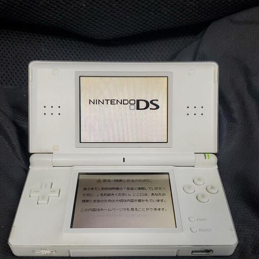 任天堂DS LIGHT