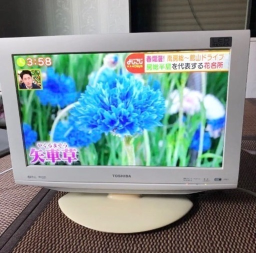 TOSHIBA  液晶カラーテレビ 東芝