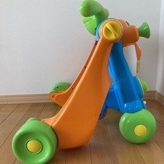 トイザらス ブルーイン 2in1 ライドオンウォーカー 手押し車の画像
