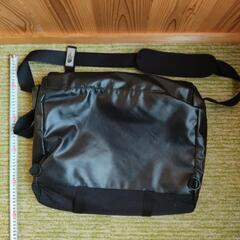 ノースフェイス　THE NORTH FACE　メッセンジャーバッグの画像