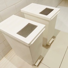【100円】ゴミ箱　白　20L ドンキ 2つセット