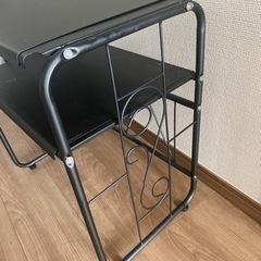 値下げしました！！美品！レンジ台の画像