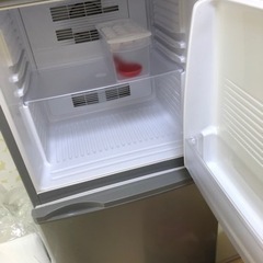 AQUA冷蔵庫　単身、2人くらい用の画像
