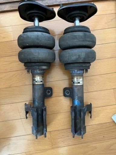 アルファード　フロントエアサス