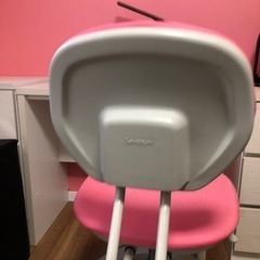 小泉　コイズミ　子供勉強椅子　二つありますの画像