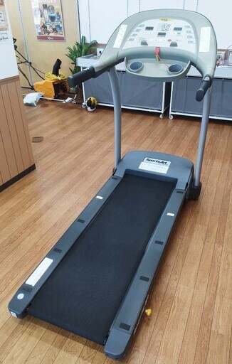 【値下げ】SportsArt fitness TR10Fトレッドミル ルームランナー 傾斜調節可能 業務用 本格モデル