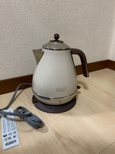 決まりました。電気ケトル　デロンギ