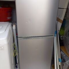 大学生が使ってた冷蔵庫