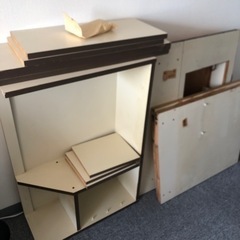 作監机差し上げます！