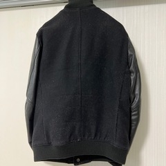 【3/22まで】スタジャン　牛革　黒【値下げしました】の画像